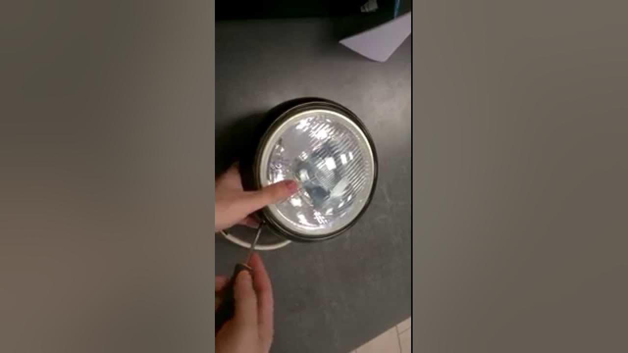 Как поменять лампочку на буханке Какие лампы стоят на уазе