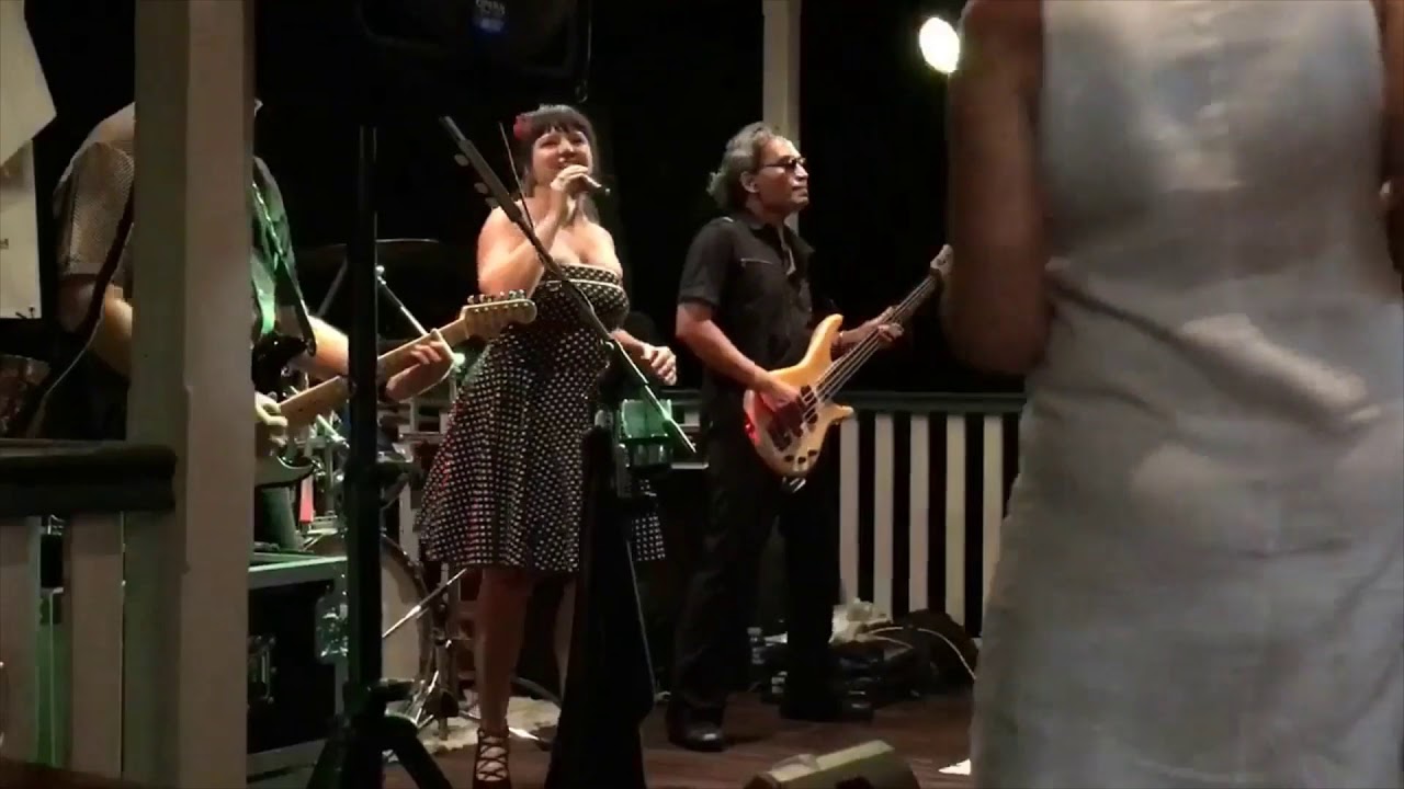 Mapleton Tavern Montage  31 12 19