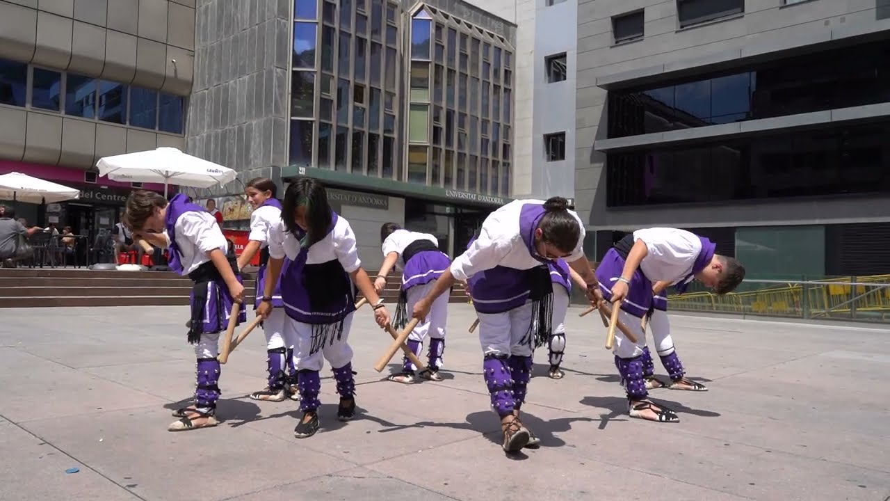 Colla Bastonera Les Romanes - Vella