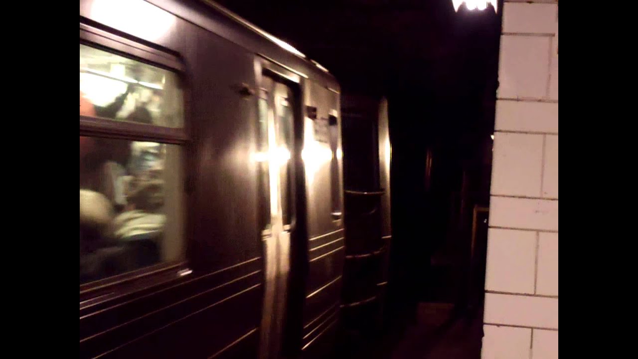 BMT Brighton Line: Manhattan-bound R68A B Train@DeKalb Avenue (Chapter ...