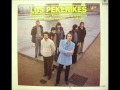 LOS PEKENIKES - Frente a palacio