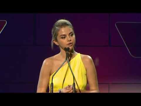 Selena Gomez Emotional Speech On Lupus Gala 2017
