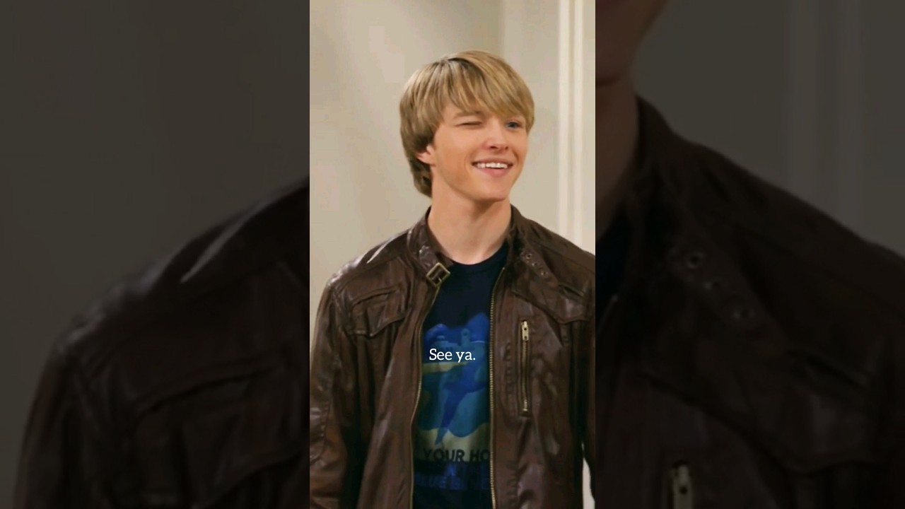 He didn't have to wink...😳😍 