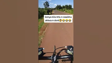 Kenya Kila Mtu Niwazimu Short Shorts 