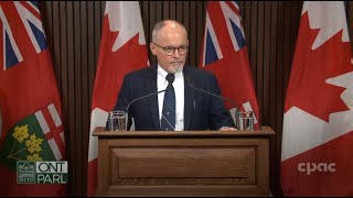 Ontario extends COVID-19 proof-of-vaccination system, expands booster eligibility –December 10, 2021