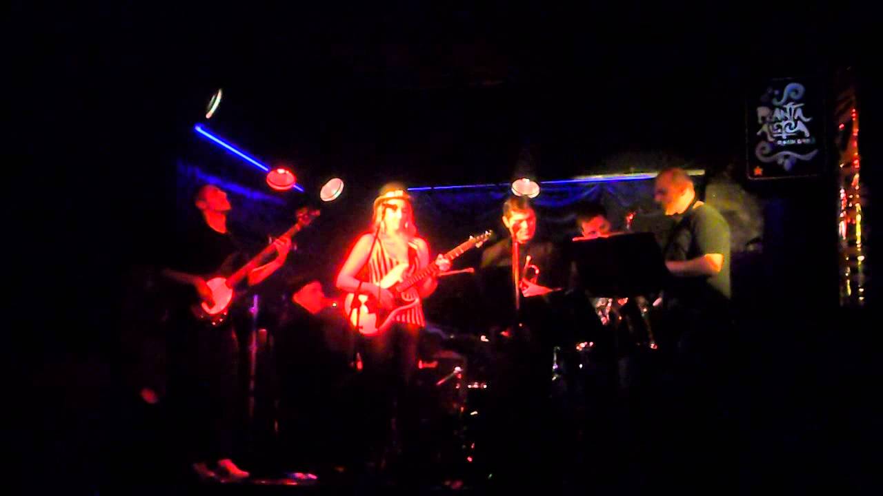 Vanesa Harbek Blues Band - Chain Of Fools - En Planta Alta 26-05-2013 - YouTube