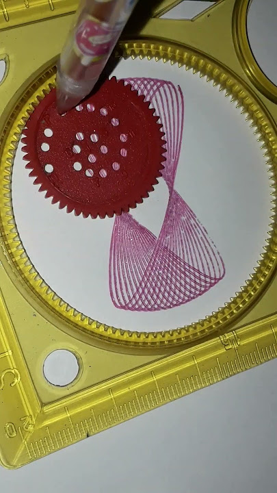 How many circles were drawn? 🤔 Designer line #Spirograph Retro Design Tin Drawing Set #2024 #shorts