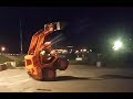 Танцующий трактор или обычный вечер в Выхино