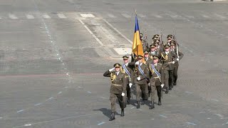 IMAGES | 14-Juillet : des militaires ukrainiens défilent sur les Champs-Élysées 