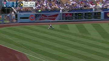 CHC@LAD: Bryant makes a running shoestring grab