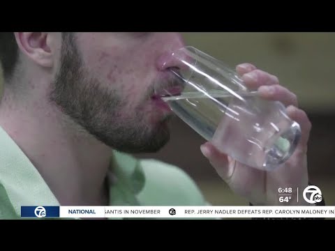 וִידֵאוֹ: האם מים ראויים לשתייה?