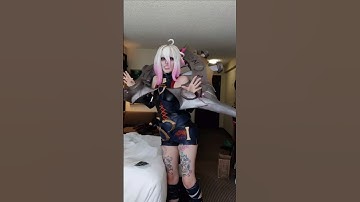 Adding lights to cosplay?? Let me show you how! #Briarcosplay #cosplay #leagueoflegends