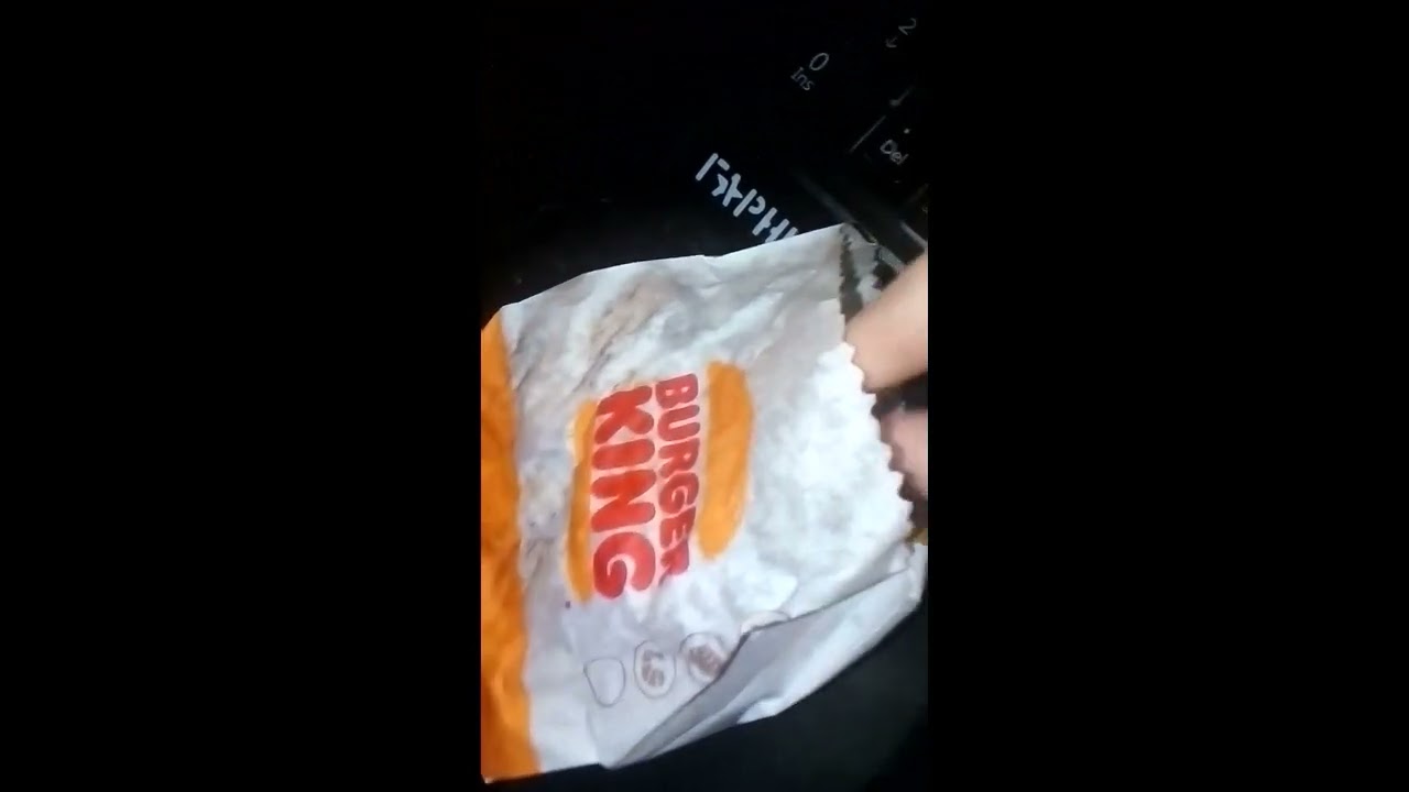 Пакет из бургер Кинга. 6 За 250 бургер Кинг. Burger King приколы. Бургер Кинг туалет. Qr код бургер кинг