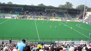 The crowd cheering for India.
