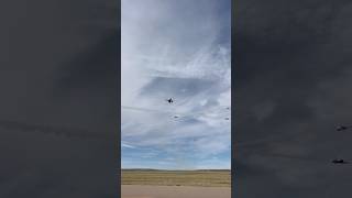🤯How do they do this? #stunt #airshow #thunderbirds