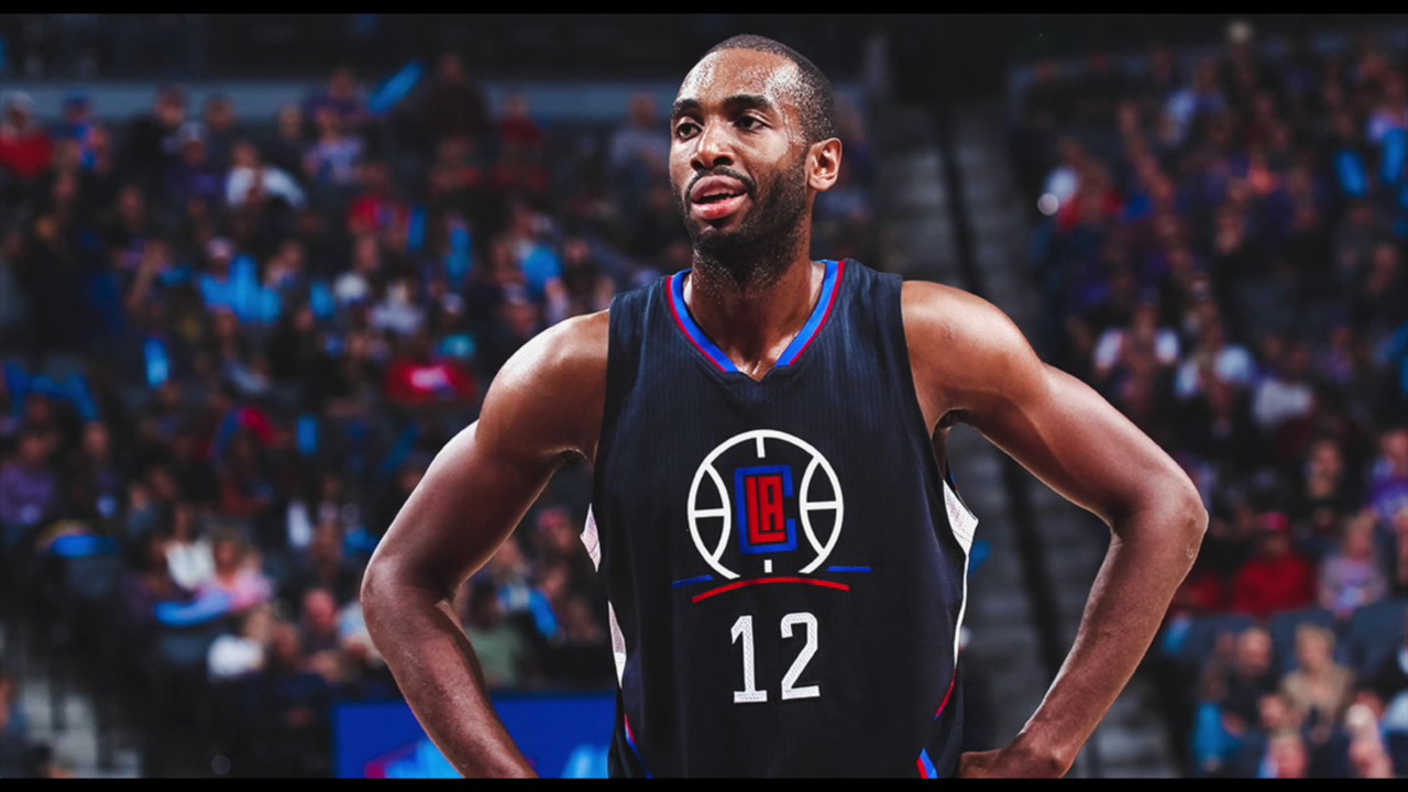 Rockets agree to one-year deal with Luc Mbah a Moute
