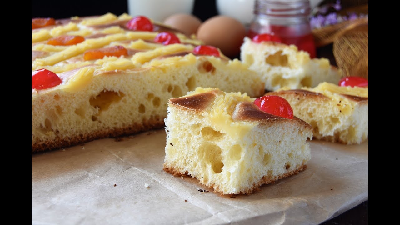 Coca de San Juan con crema