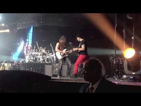 ME VALE MANA Y PABLO CUBILLO @ MSG NYC 4-11-2012