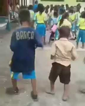Anak papua lucu joget