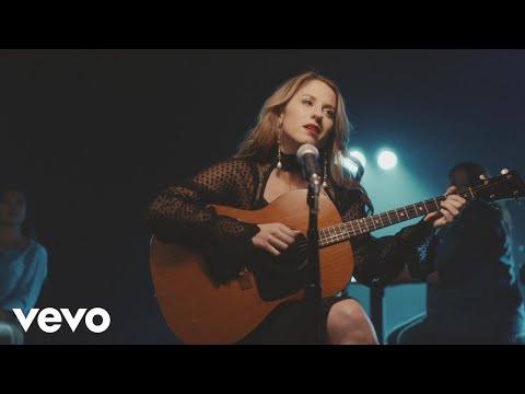 Caitlyn Smith - This Town Is Killing Me