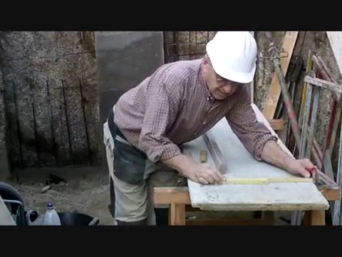 Vídeo: Com formeu un mur de formigó?