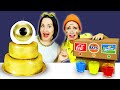 Rich Girl vs Poor Girl Challenge! 먹방 챌린지 Giant Eyeball Jelly Cake by Pico Pocky