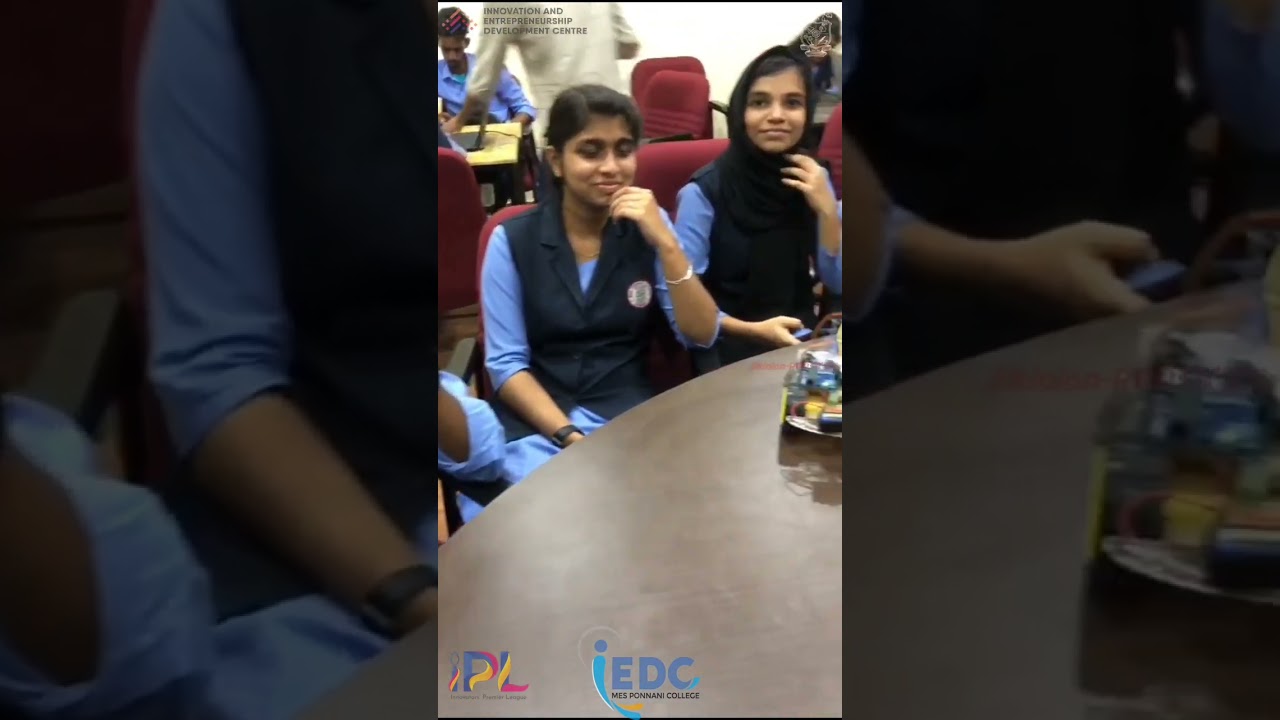 iBoT Hands On Robotics Workshop - IEDC MES Ponnani College