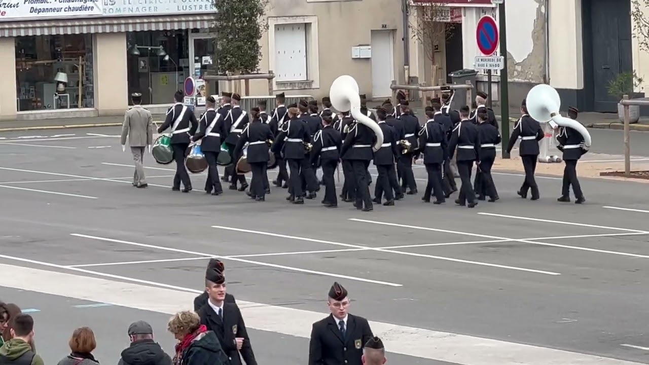 Prytanée La Flèche : 11 Novembre 2022 : Arrivée de la Whâ et des classes préparatoires
