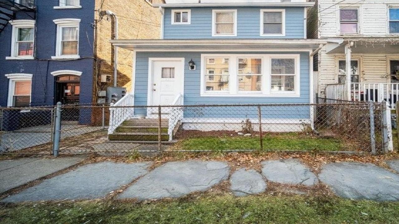 29 Carter Street, Newburgh, NY Presented by Waldina Almazan. YouTube