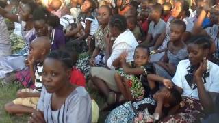 masanja akiwa anahubili kwenye mkutano wa injili