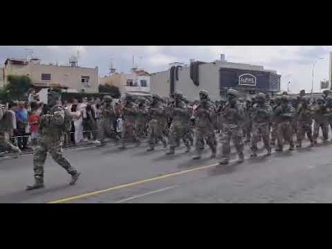 Στρατιωτική παρέλαση (6)