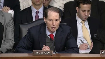 Wyden asks about bulk collection, CFAA, & cell-site location in Intelligence hearing