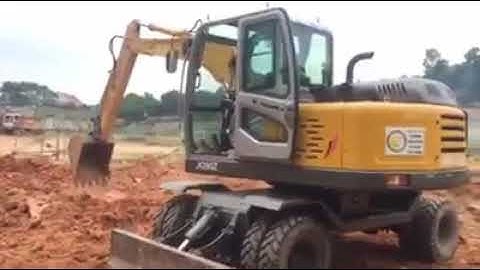 ĐÀO TẠO LÁI MÁY XÚC LH: 0972313261