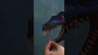 Blue Raptor cleans the inside of the mouth #dinosaurs #blueraptor #shorts