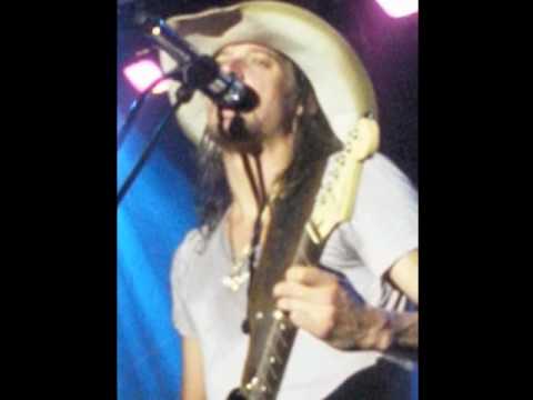 Kid Rock "Only God Knows Why" Alicia's KidRock Cru...