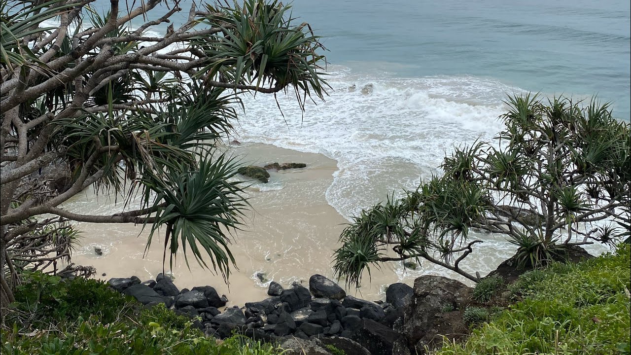Visiting Snapper Rocks - YouTube