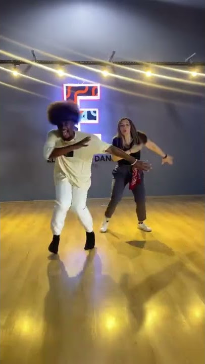 Sebastian No Beat - Sanzaleiro ( Dance Video )