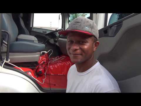 Vídeo: Como faço para limpar o forro da cama do meu caminhão?