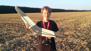 NBM1b Bungee Launch and Flying