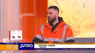 JUTRO - Zgodni čistač ulica postao zvezda Tiktoka | PRVA