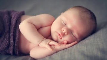 مقطع تنويم الأطفال مع القران الكريم بصوت القارئ هزاع البلوشي .. صوت هادئ ومريح للنفس