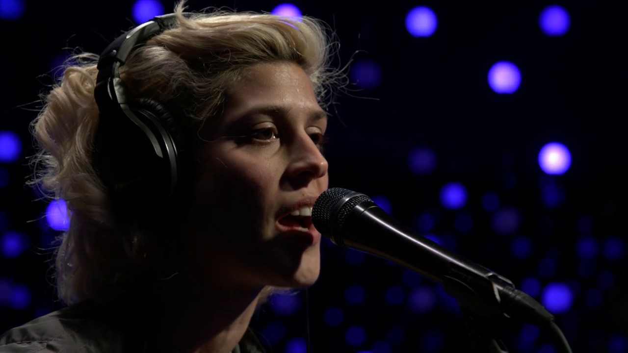 Dessa - 5 Out of 6 (Live on KEXP) in studio nails