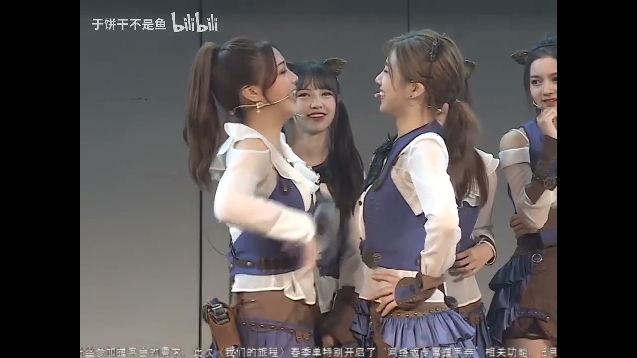 这些人真是太搞笑了，我快笑死了。