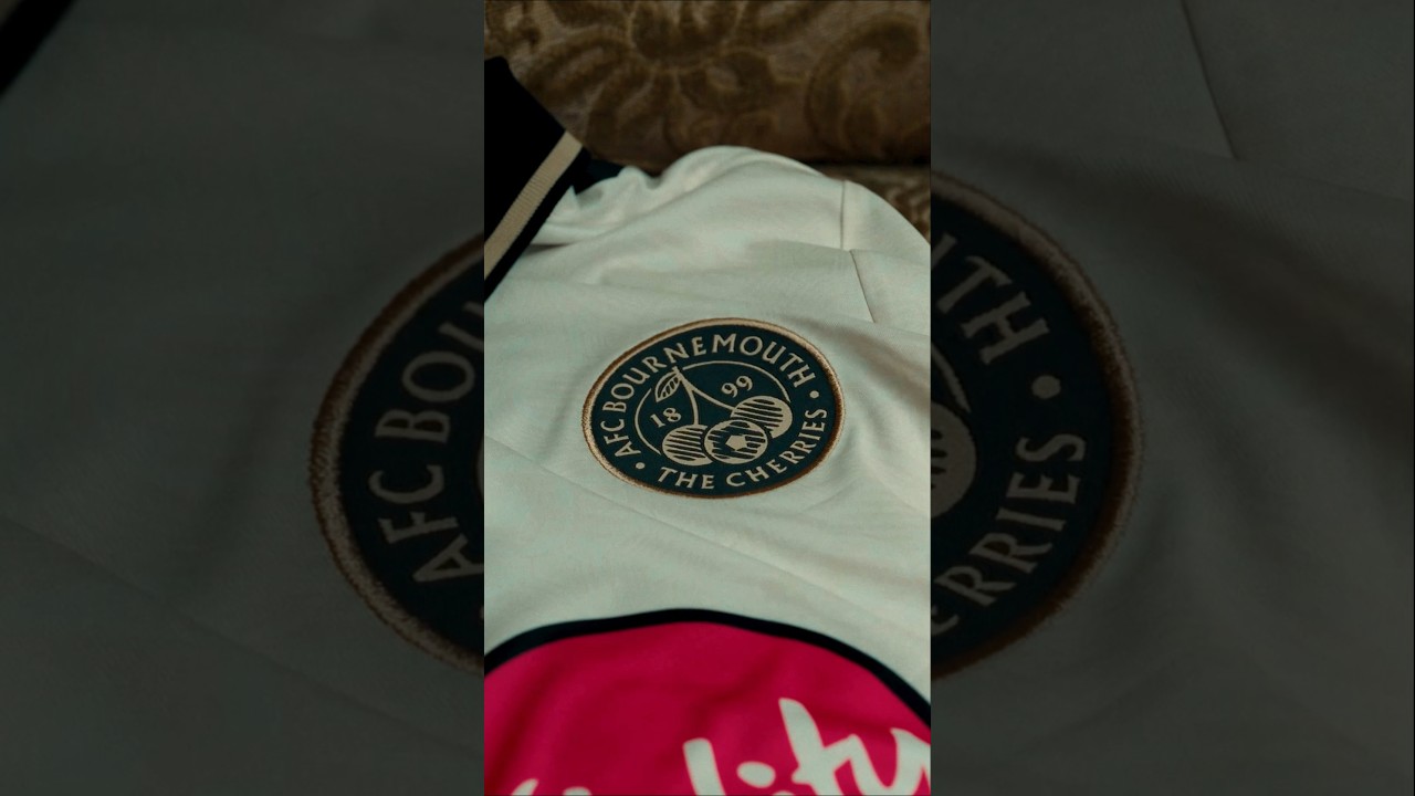 Now exhibiting 👀 Introducing our 26/27 third kit 🤍🖤