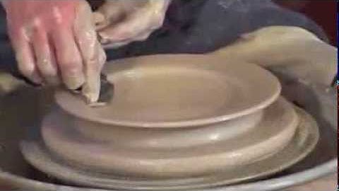 Pottery Video: Tips for Making Great Plates! with Bill van Gilder