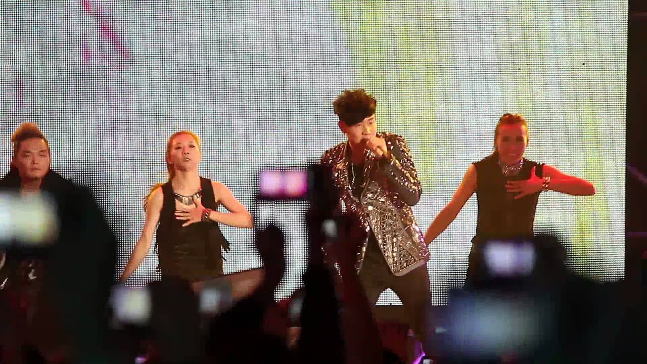 【2013】新北市歡樂耶誕城 - 林俊傑【因你而在】