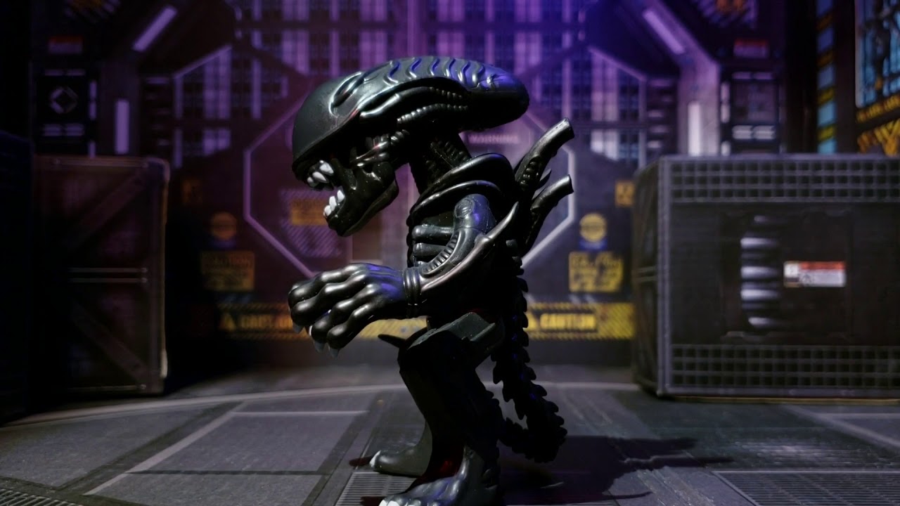 Vinimates Aliens Movie Ellen Ripley Vinyl Figure