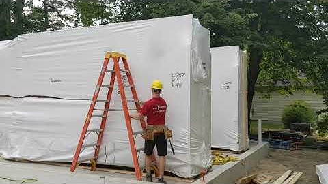 Short Day on site of a Värm raising