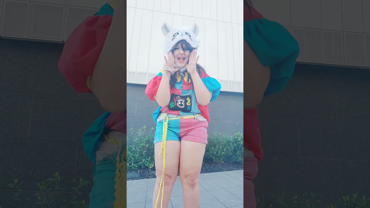 ITS THE FISH HAT AGAIIIIN! I love my new hat :3 #saccon26 #saccomiccon #tadc #pomni #animeconvention