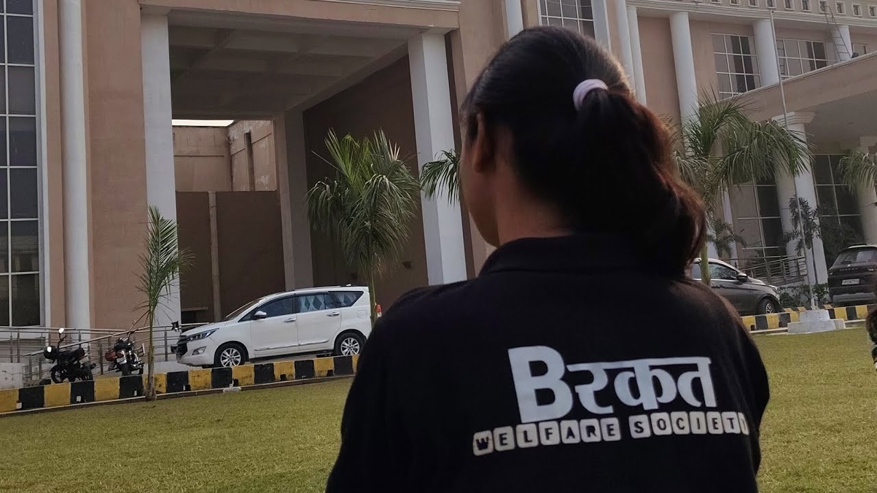 Recieving award  from janta library ✨🌈